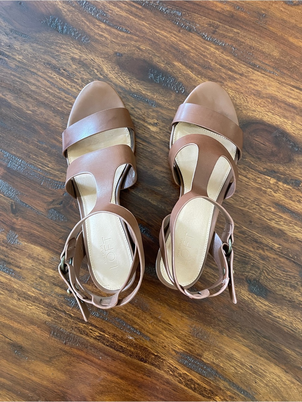 Ann Taylor Brown Leather Strappy Sandals